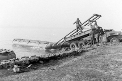 24 march 1945 Bridge building across the Rhine, 17th Armored Engineer Battalion (15)